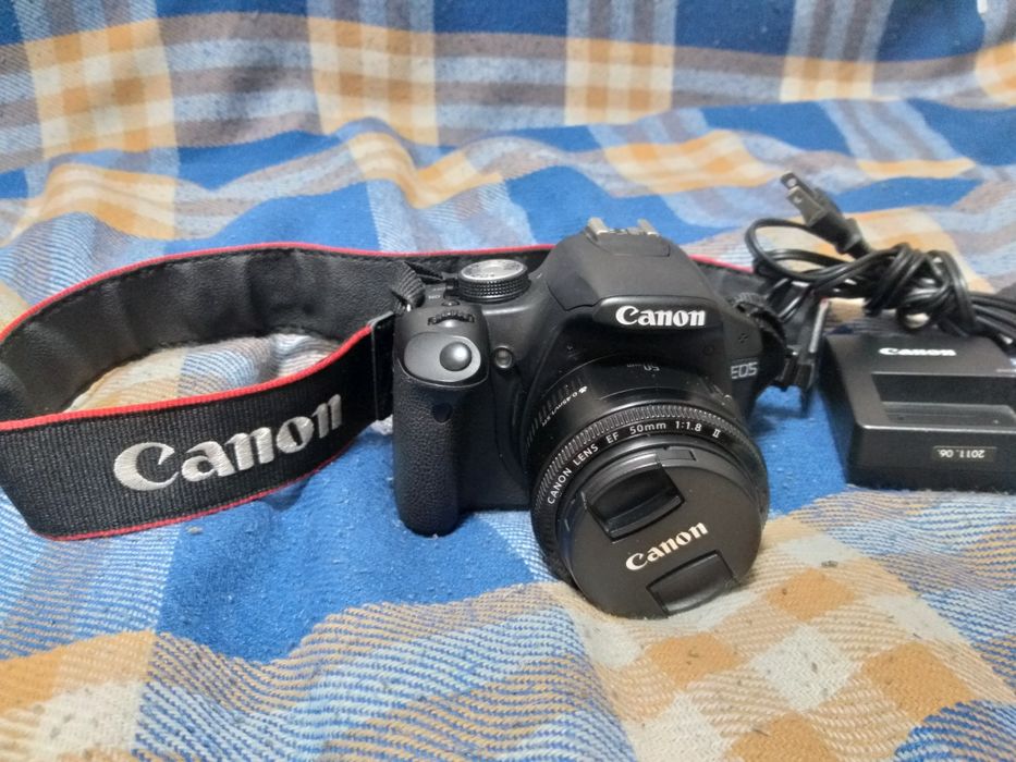 Продам Canon 500d+50mm 1.8