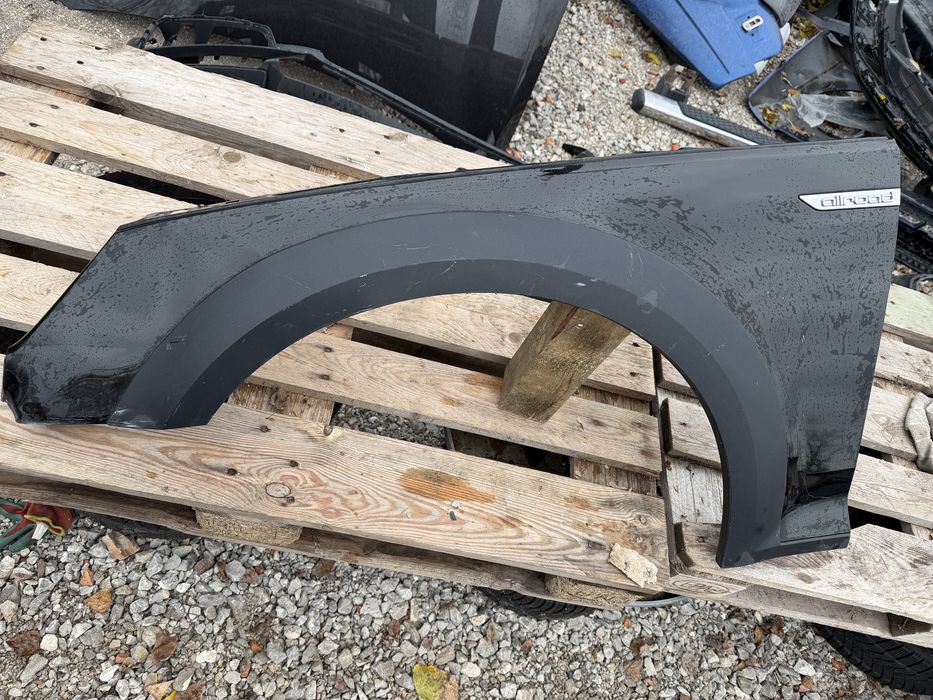 Калник Audi A4 B9 Allroad