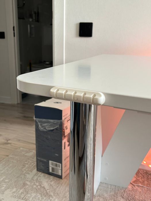 Компьютерный стол, белый