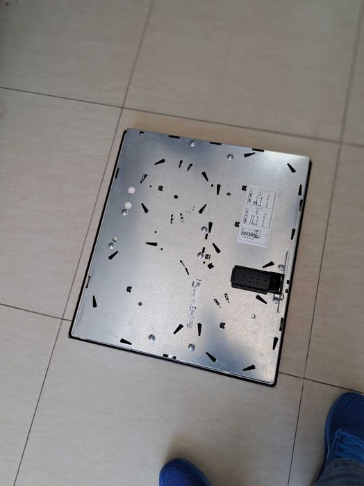 Плот за вграждане AEG за части HK365407XB