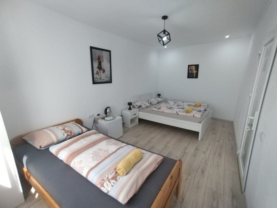 Oferim cazare pentru muncitori sau grupuri de persoane