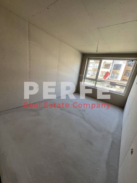 Продава се Двустаен апартамент в Бургас, Сарафово - 74 кв.м за 1149 €/кв.м - Снимка #5