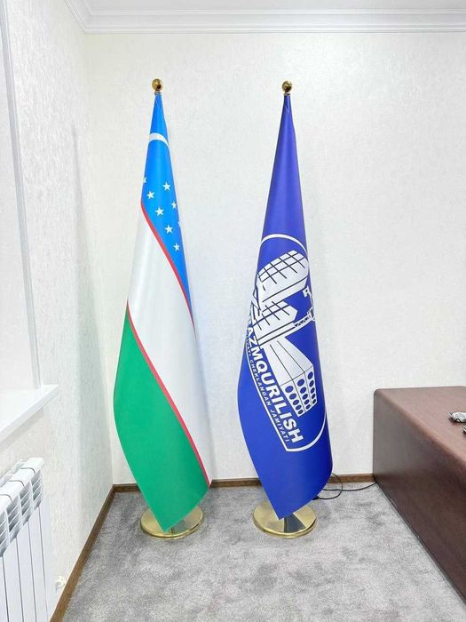 Изготовление флагов Оформление выставочных стендов флагштоки