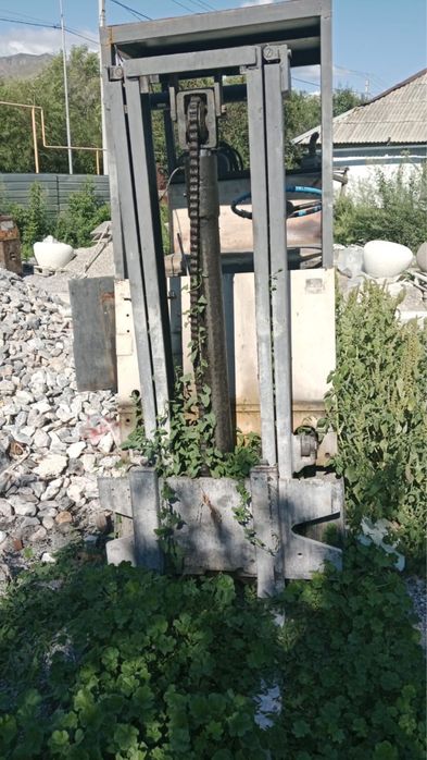 Продам кару складской