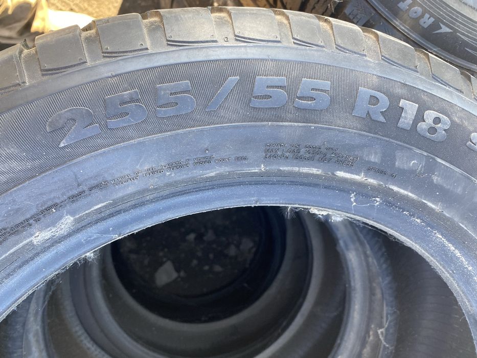 На 18 255/55  4 в наличии