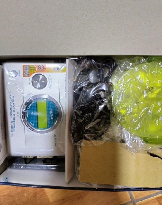 Кассетный плеер PANASONIC