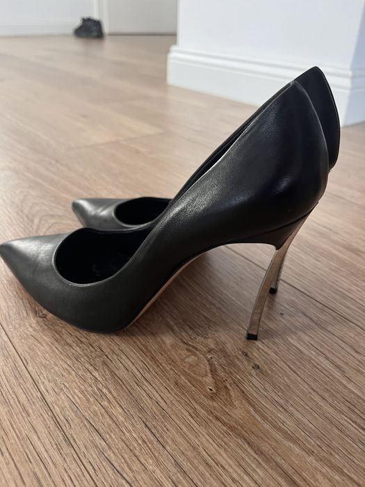 Pantofi casadei blade