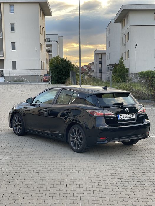 Lexus ct200h  an fabr.2015 , hybrid