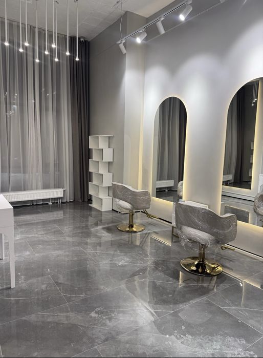 Продам парикмахерское кресло