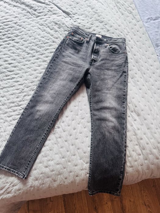Джинсы levis 501