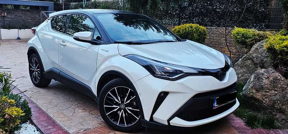Toyota chr hibrid ,140 cp.BI-TON-Piele,JBL-alb perlat-Distronic