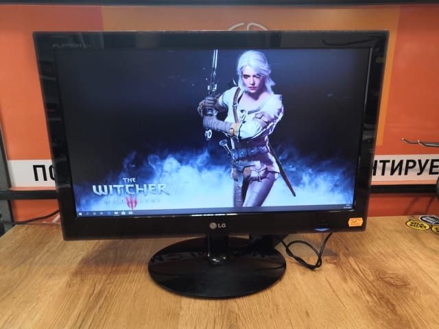 Монитор LG Flatron E2240S-PN Продается