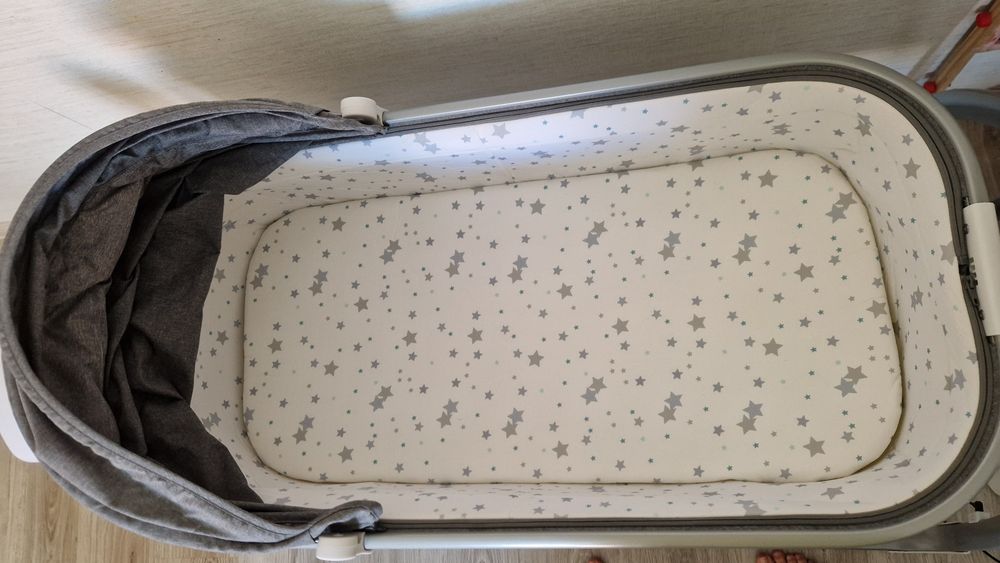 Кроватка для новорожденных