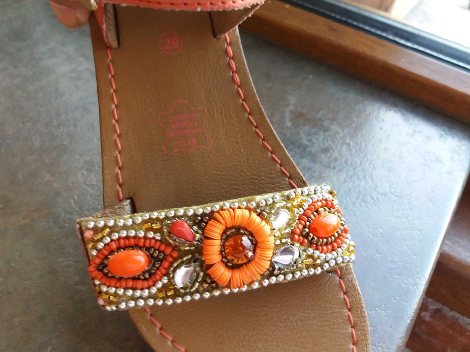 детски кожени сандали NAF NAF,летни отворени обувки за момиче ном.29