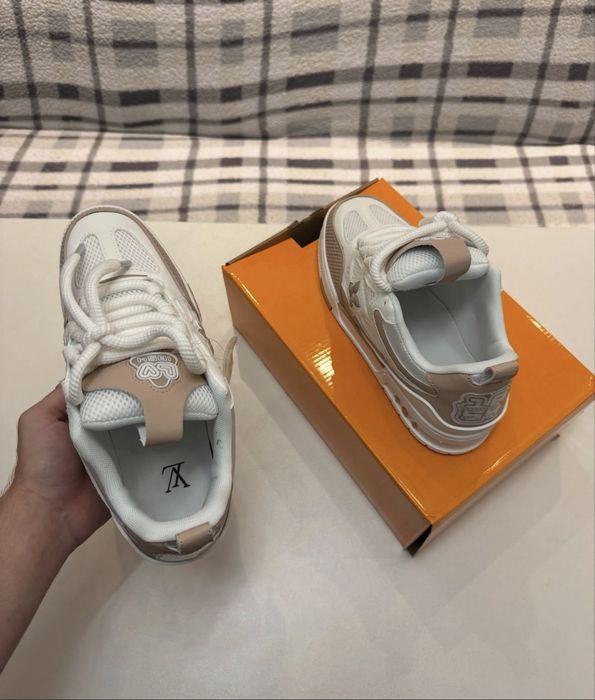 #STOC NOU# Adidasi Louis Vuitton Skate Crem