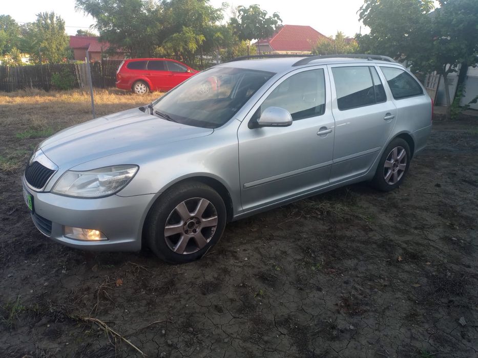 SKODA Octavia 2011 — imagine 2