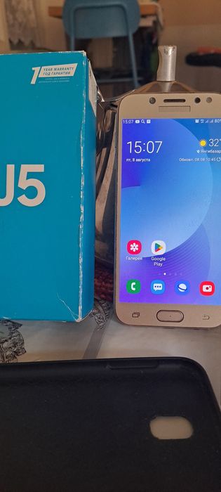 Самсунг j5 телефон