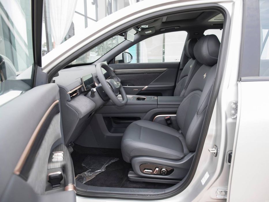 Dongfeng eπ 008 26 restyling ULtra 3 YIL garantiya RUS tili