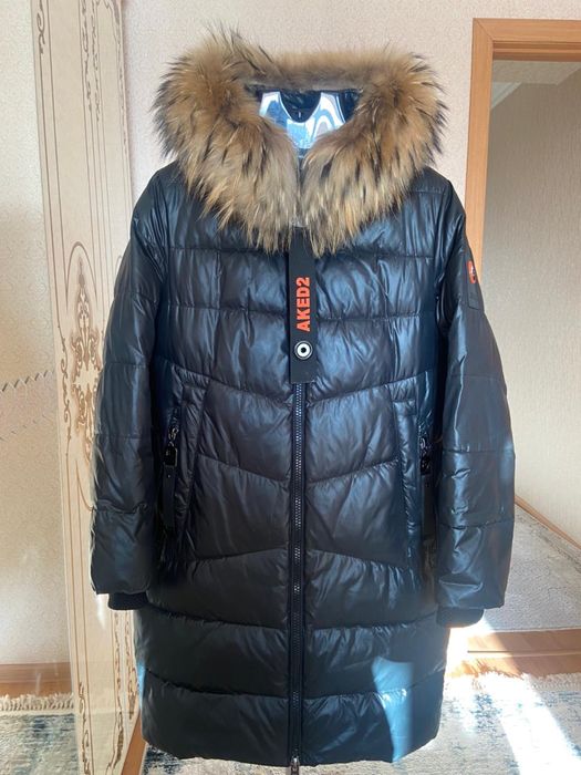 Продам зимнюю куртку