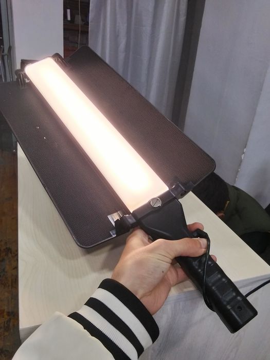 Neon lampa 5 6 hil rangda yonadi