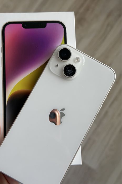 Продам айфон 14,