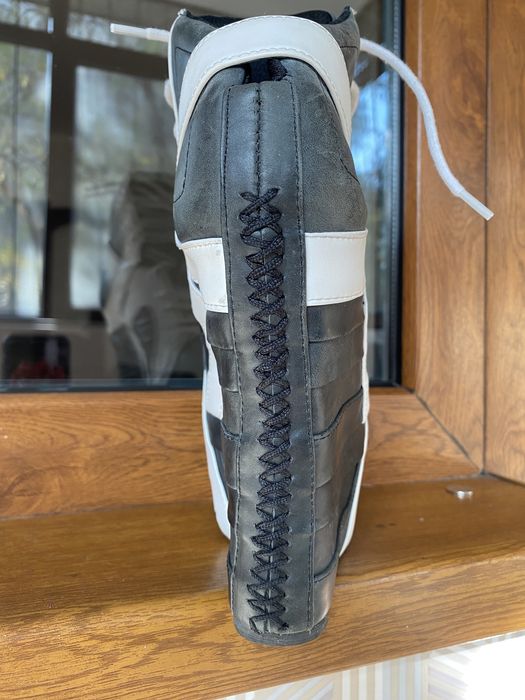 Ботинки женские