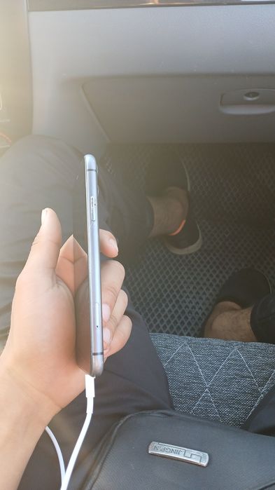 IPHONE 11 telefon sotiladi