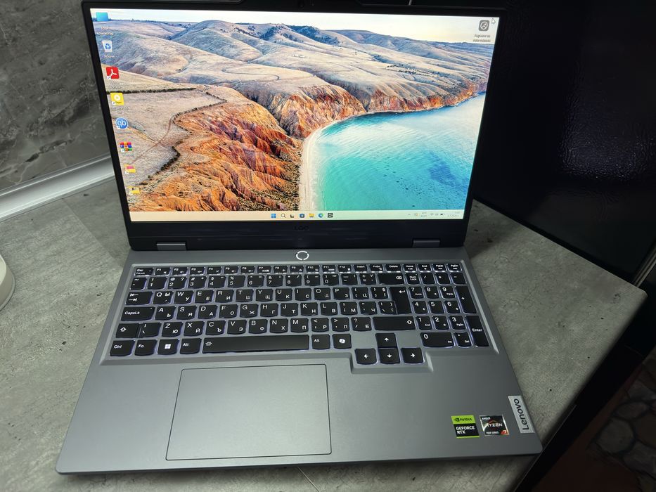 Лаптоп Lenovo LOQ
