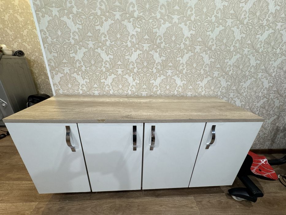 Тумба под телевизор