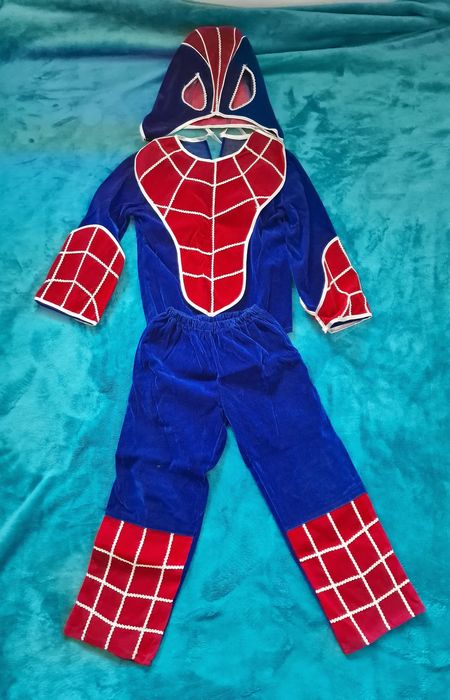 Продам новогодний костюм