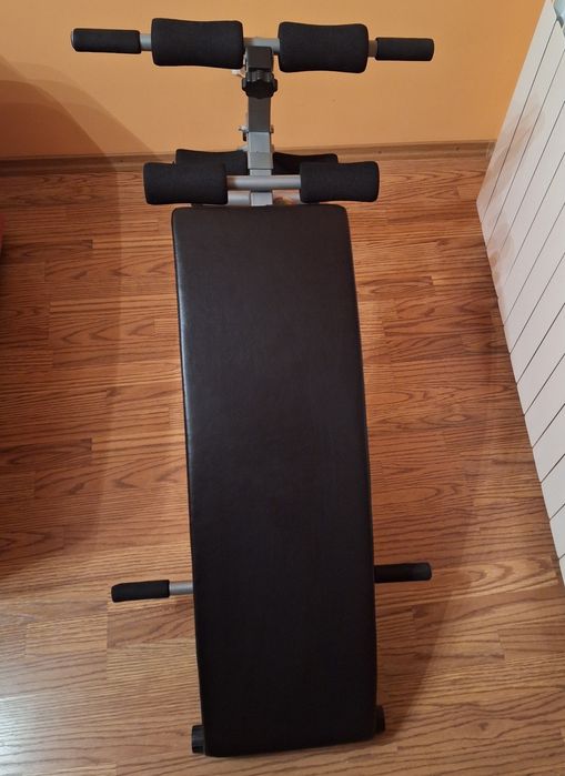 Banca fitness pentru abdomen