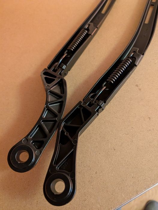 Brat stergator brațe stergatoare stanga/dreapta fata  Audi A4 B6/B7 
P