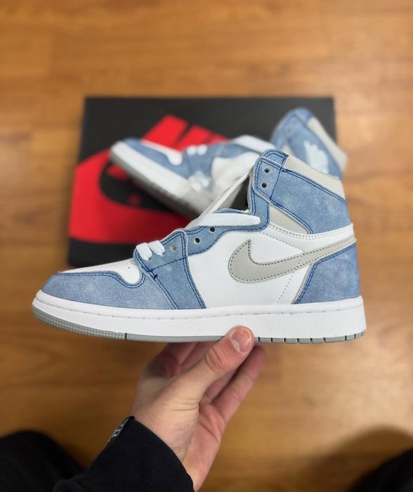 Jordan 1 High culoarea albastru