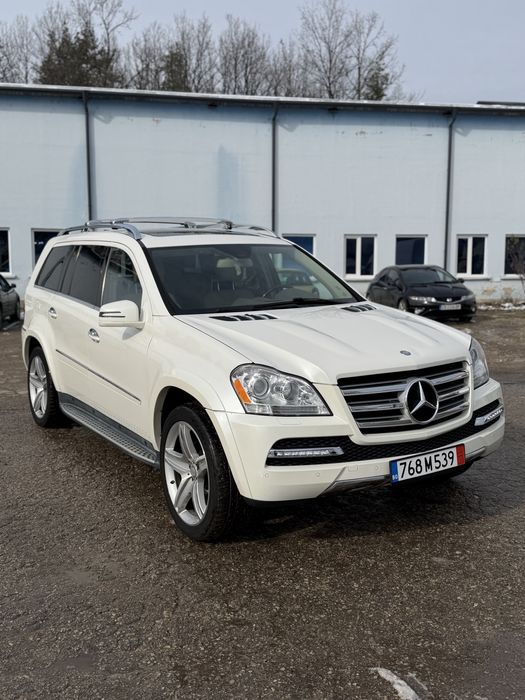 Mercedes Benz GL550 4 Matic Grand Edition