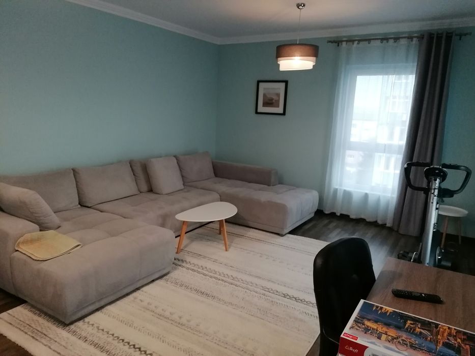 Apartament cu 3 camere de închiriat în zona ultracentrala  mobilat
