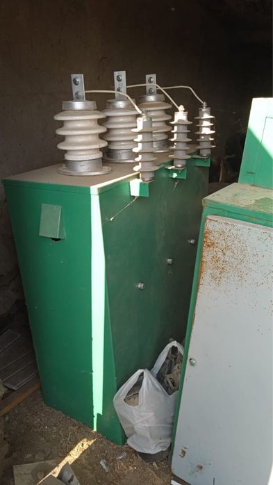Продаётся трансформатор TP-P-40/10 kV (0,4 kV), мощность 40 кВА.
