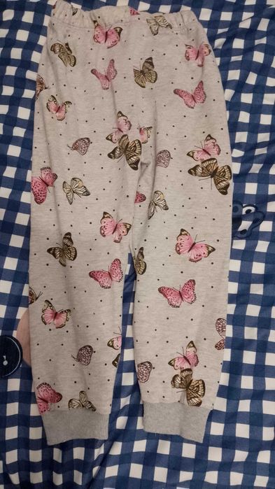 Детски дрешки комплекти