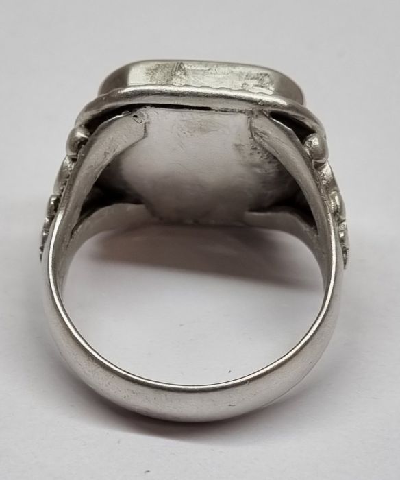 Серебренный перстень