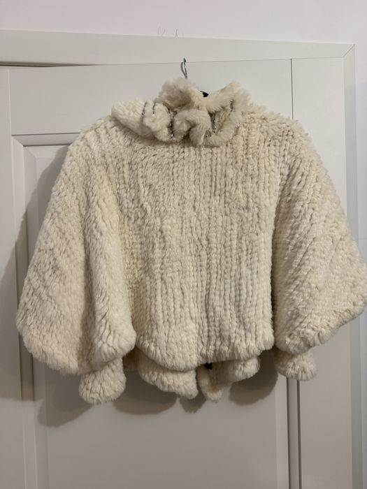 Capa  poncho din blana naturala de iepure