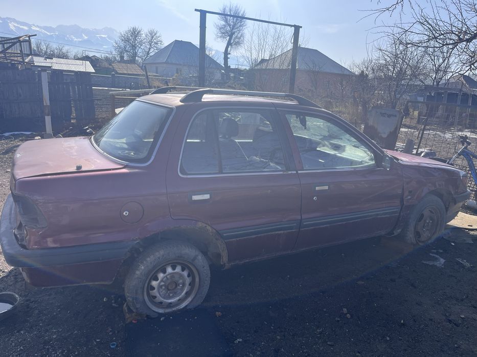 Mitsubishi Lanser 92 года