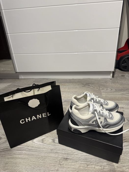 Chanel runner обувки