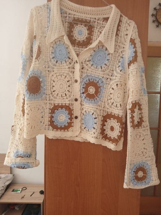 Дамска жилетка M/L размер