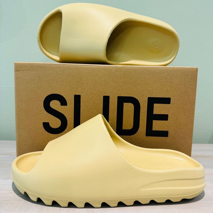 Oferta! Yeezy Slide Desert Sand - marimi disponibile in descriere