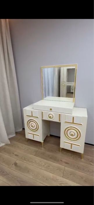 Спальный гарнитур новый