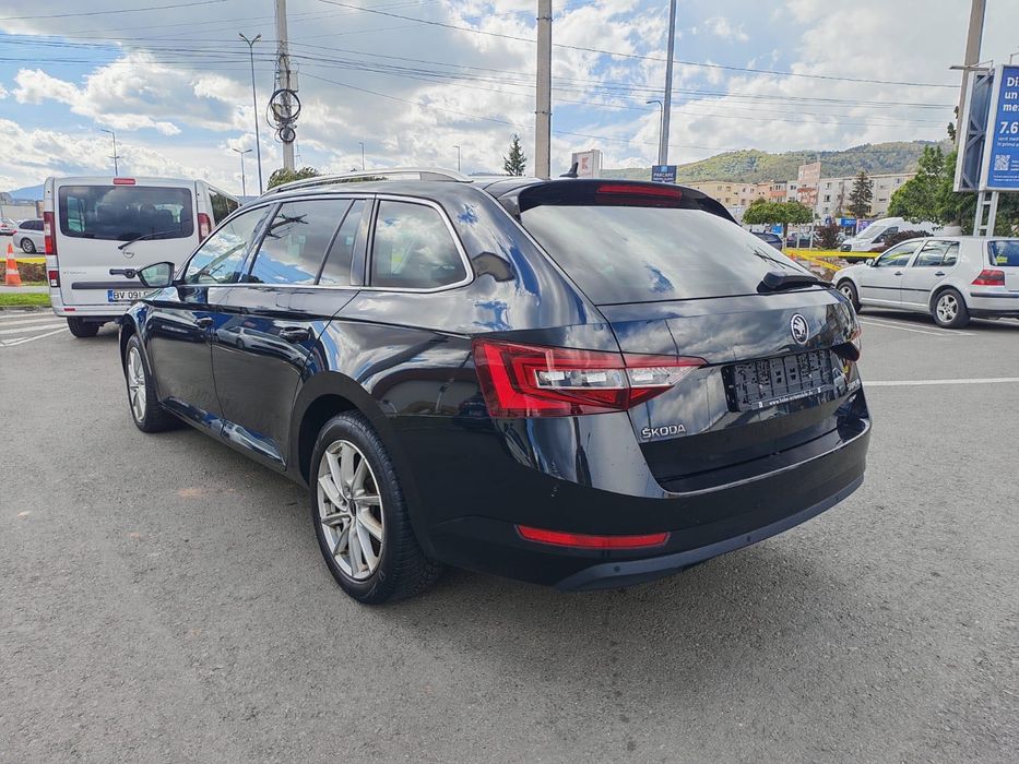 SKODA Superb 2018 — imagine 3