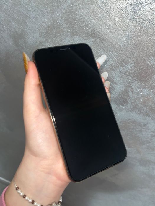 Vând iPhone 11pro