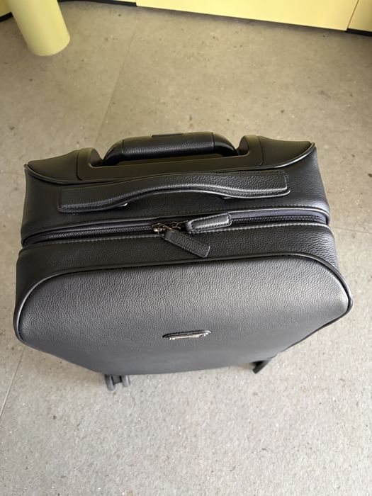 Valiză cabină Ermenegildo Zegna din piele naturală – Luxury Carry-On Trolley