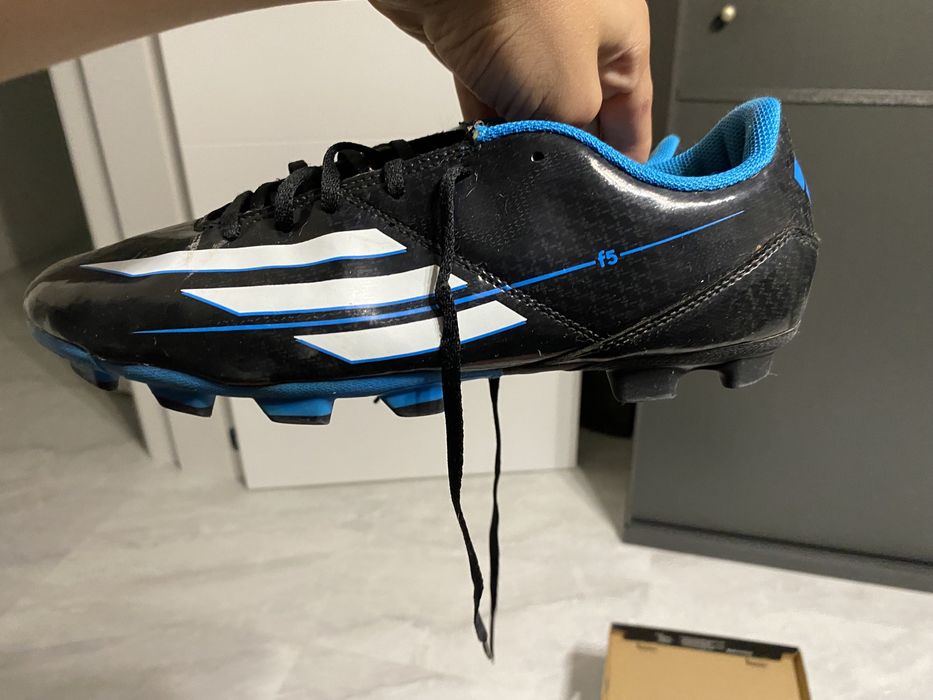 Бутонки Адидас F50