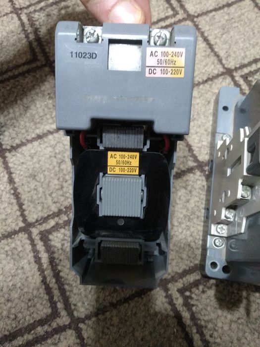 Указатель напряжения,двухполюсной. Магнитный пускатель.