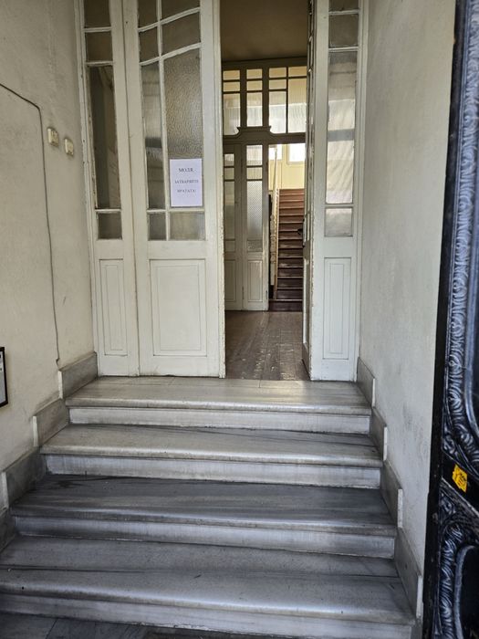 Бизнес Имот за инвестиция на бул.Мария Луиза срещу Община Варна.